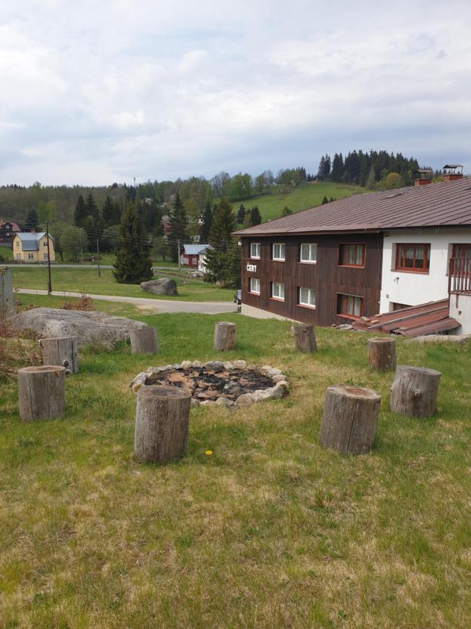 Hacienda Cert Korenov Kořenov Exterior foto